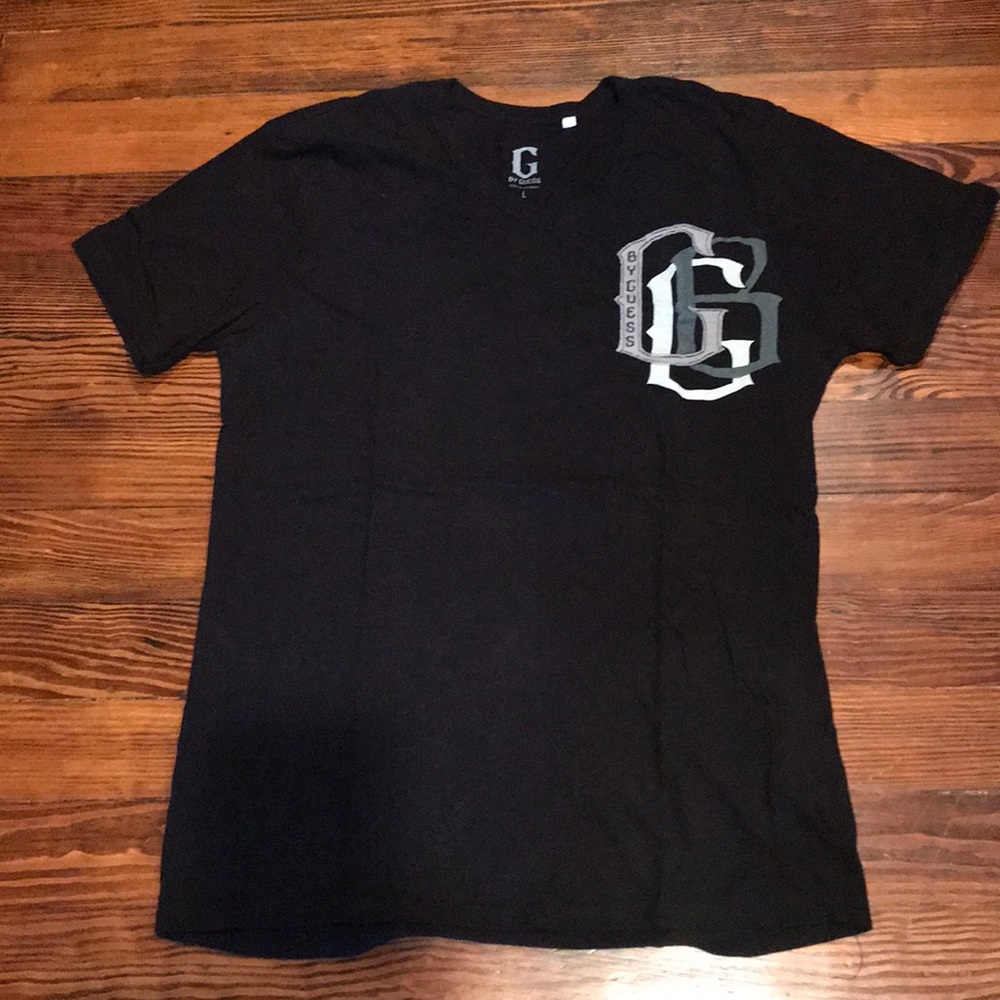 Guess - Picture 2 of 3